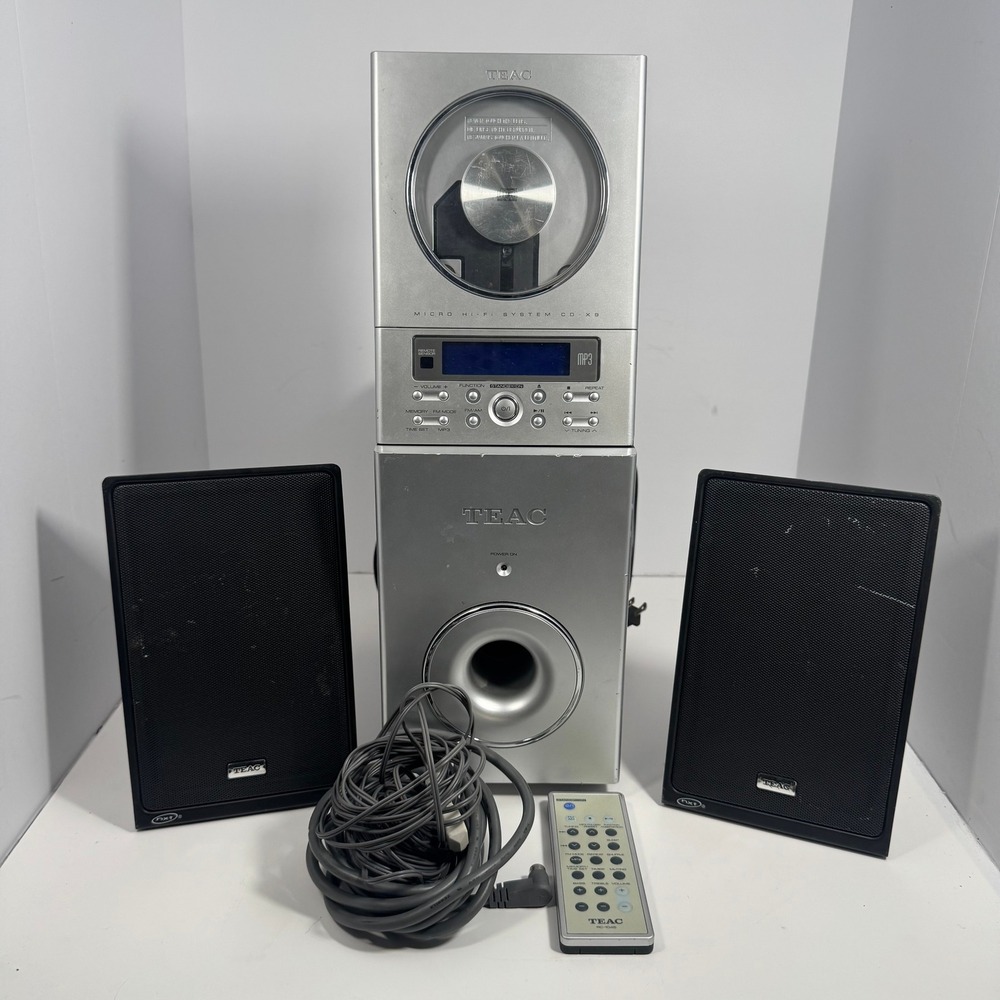TEAC CD-X9 Micro Hi-Fi System w/ Speakers Remote CD Player (Reads Then Stops)
